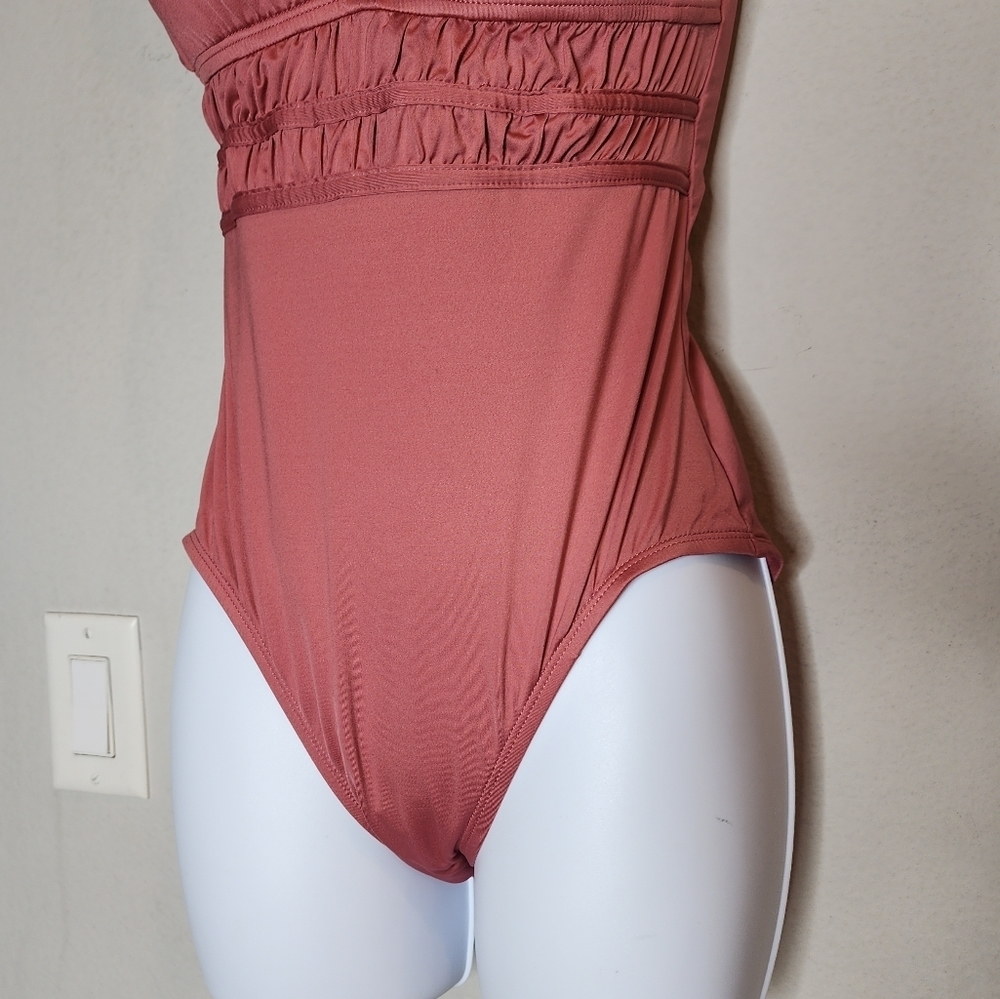 Kona Sol Pink one piece swimsuit. Like new. - Picture 5 of 13